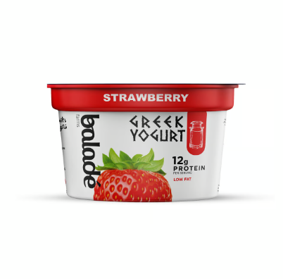 Balade Farms Low Fat Strawberry Greek Style Yoghurt, 180g