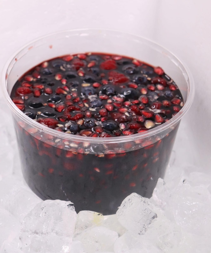 Mix Berry With Pomegranate Salad