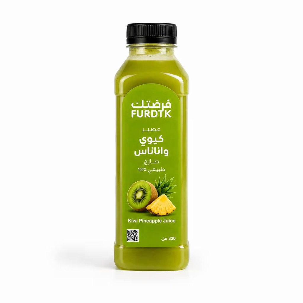 عصير الأناناس والكيوي الطازج